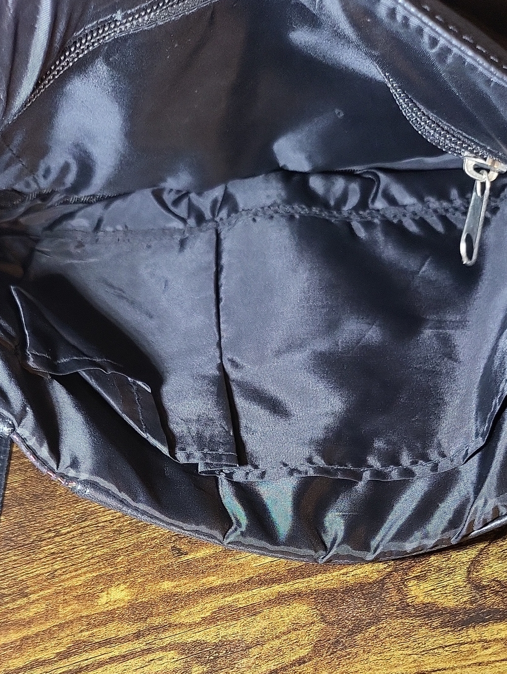 Unik International Leather Concealed Carry Purse - Picture 6 of 8